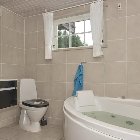 Awesome In With 3 Bedrooms, Sauna And Wifi Orsted (Midtjylland)