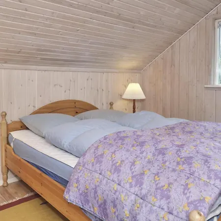 Holiday home Awesome In With 3 Bedrooms, Sauna And Wifi
