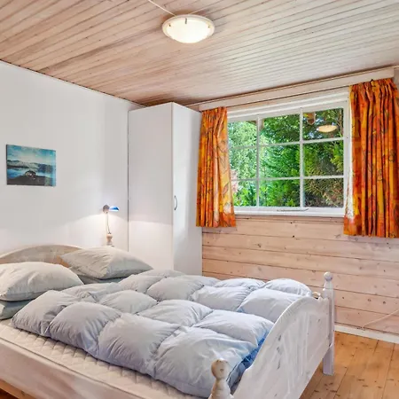 Holiday home Awesome In With 3 Bedrooms, Sauna And Wifi
